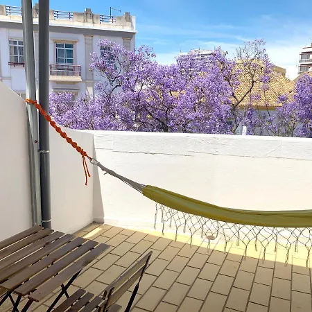 The بيت ضيافة