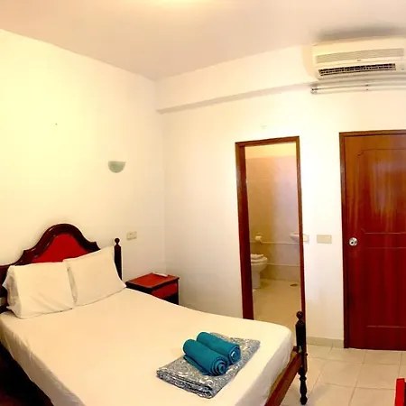 The بيت ضيافة