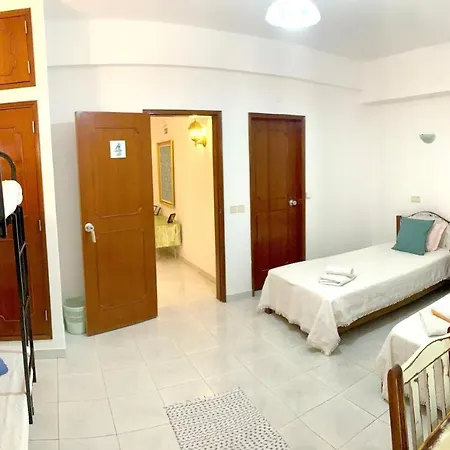 The 게스트하우스