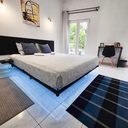 Pensjonat The 3*